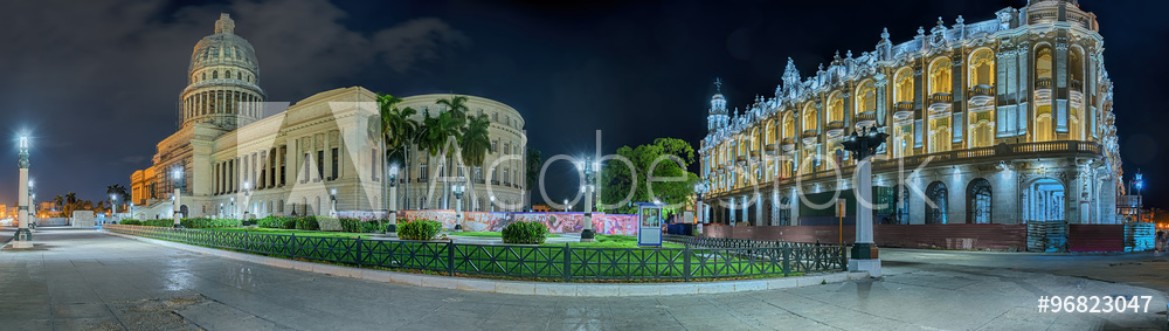 Picture of Cuba grand Teatro Capitol Havanna Nacht